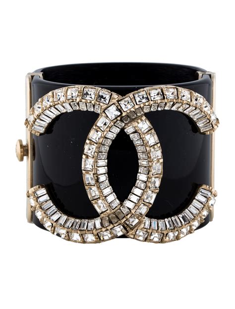 chanel cuff bracelet price.